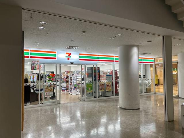 キャンパスライフを支える便利なコンビニ